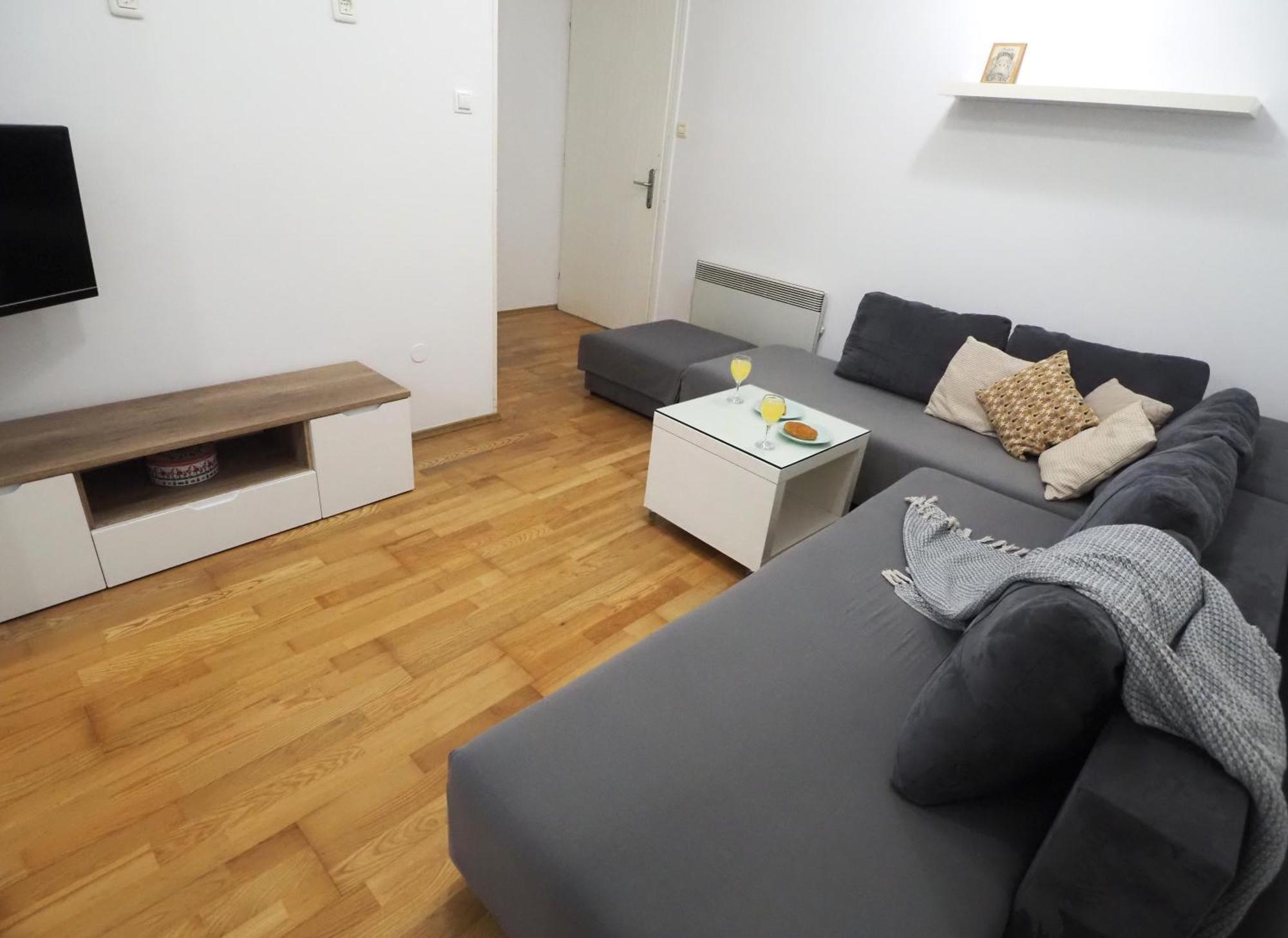 Apartment With Garden In Barbariga Luaran gambar