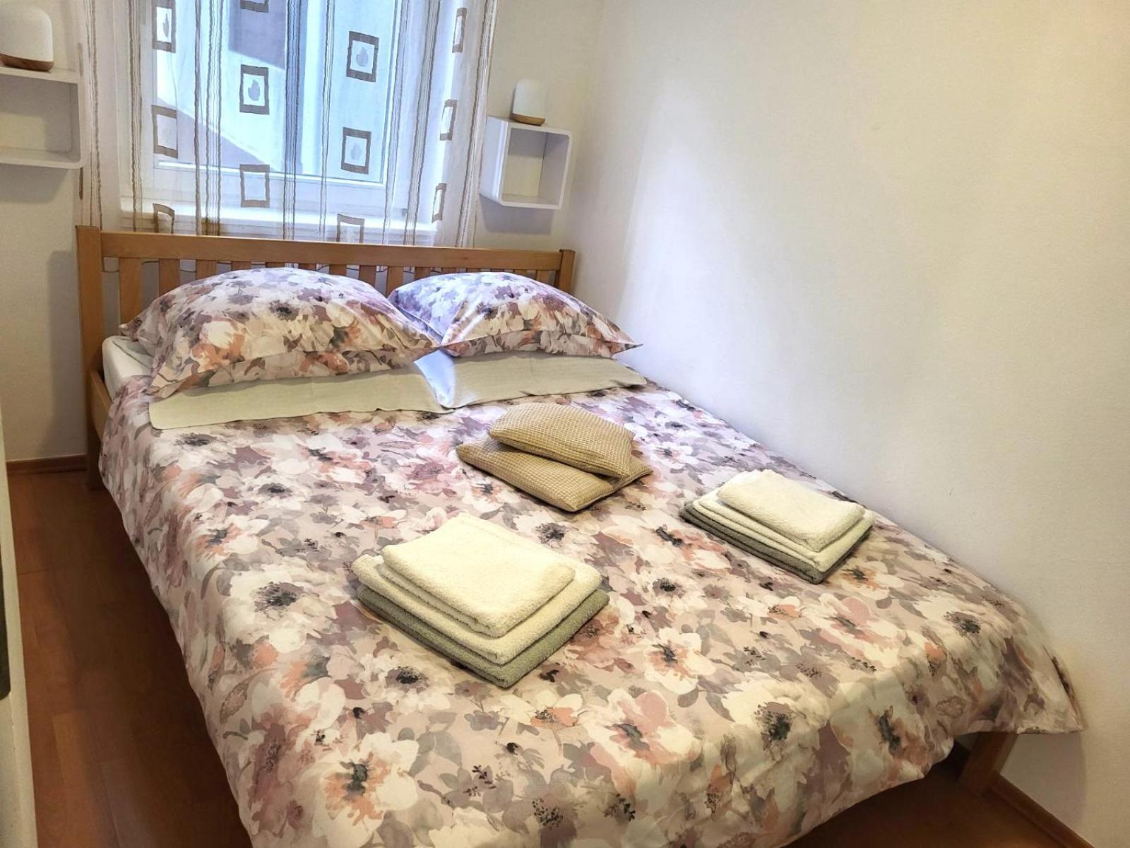 Apartment With Garden In Barbariga Luaran gambar