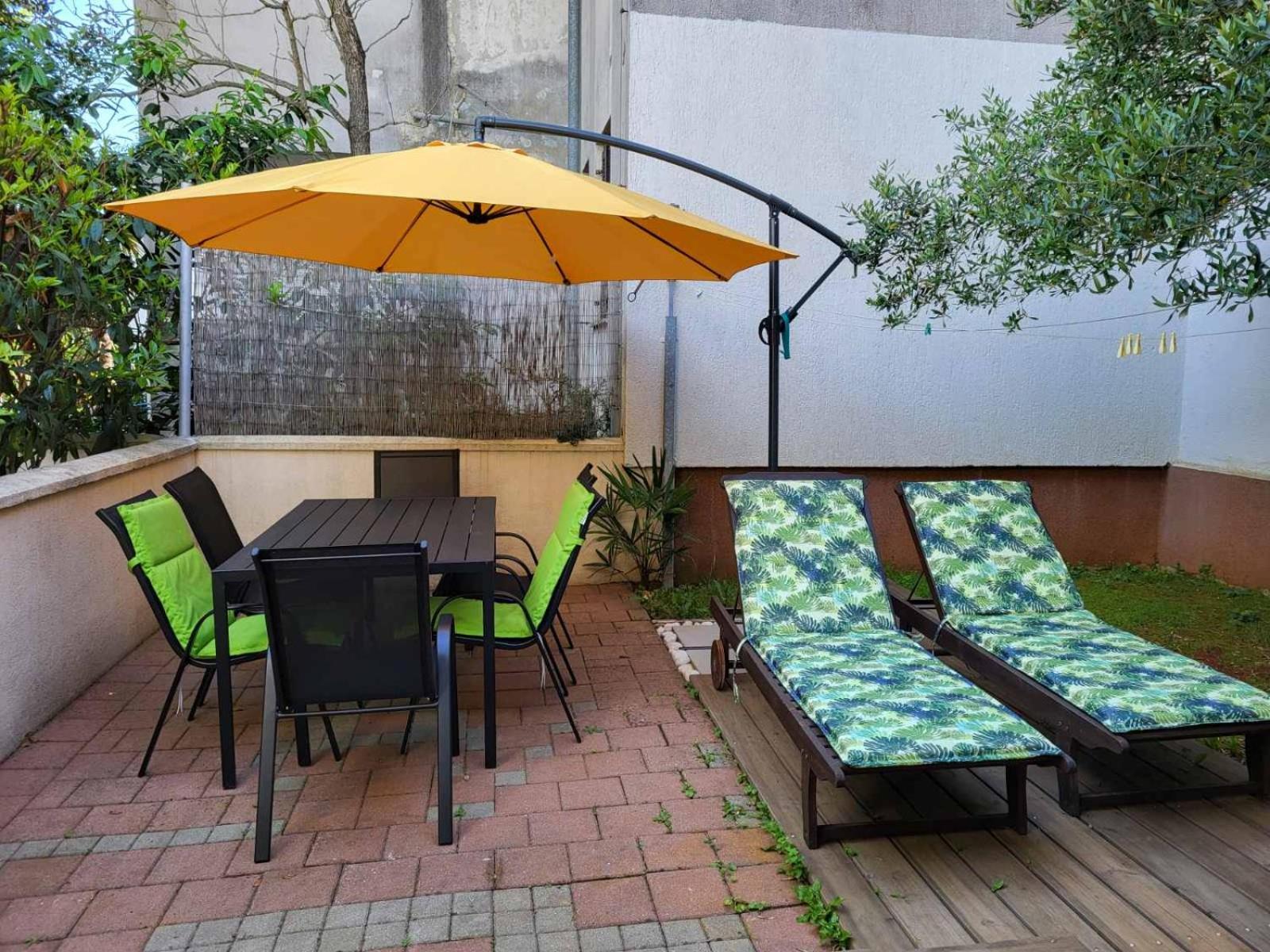 Apartment With Garden In Barbariga Luaran gambar