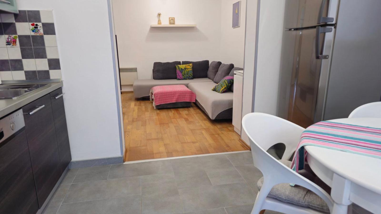 Apartment With Garden In Barbariga Luaran gambar
